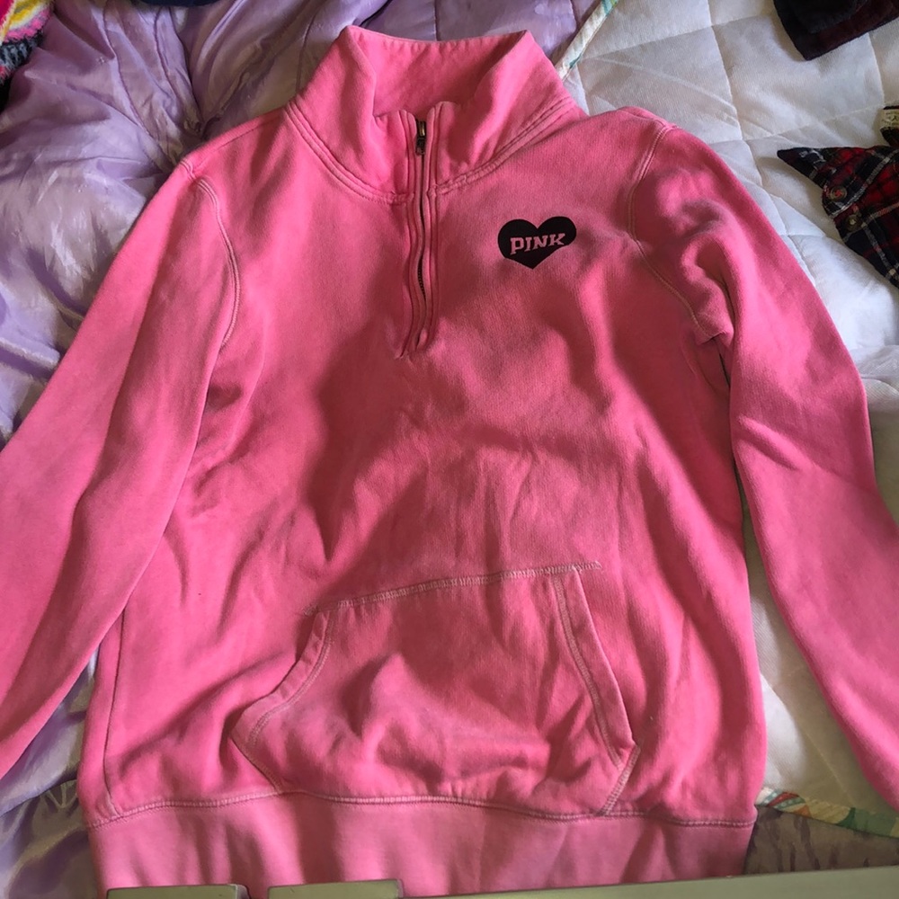 Quarter zip up